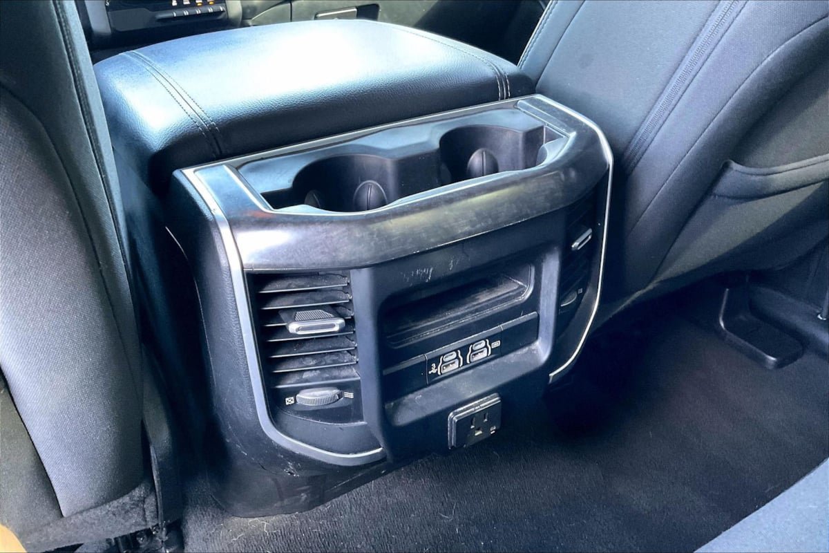 Used 2020 RAM 1500 Big Horn AWD/4WD image 31