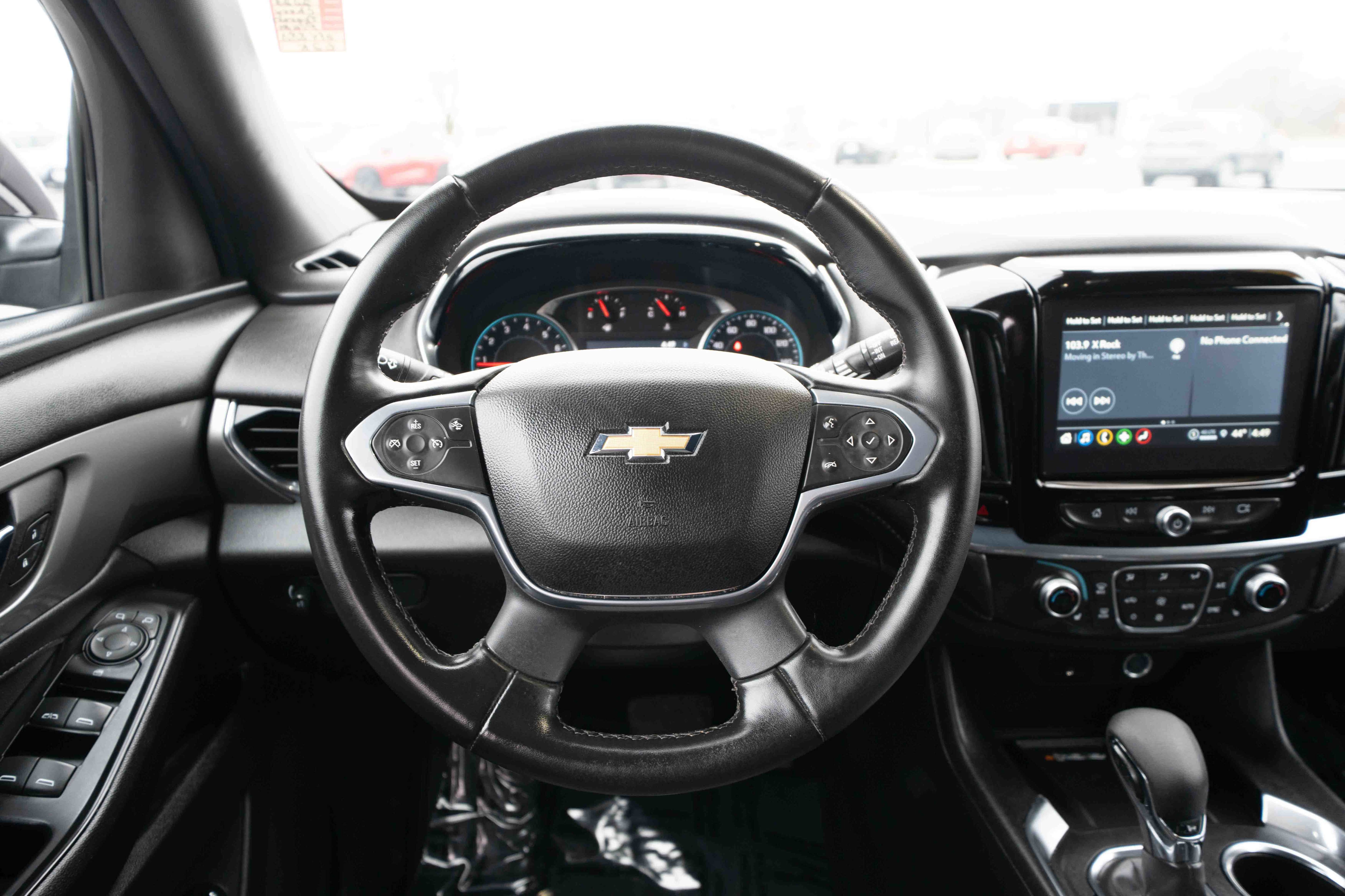 Used 2023 Chevrolet Traverse LT image 21