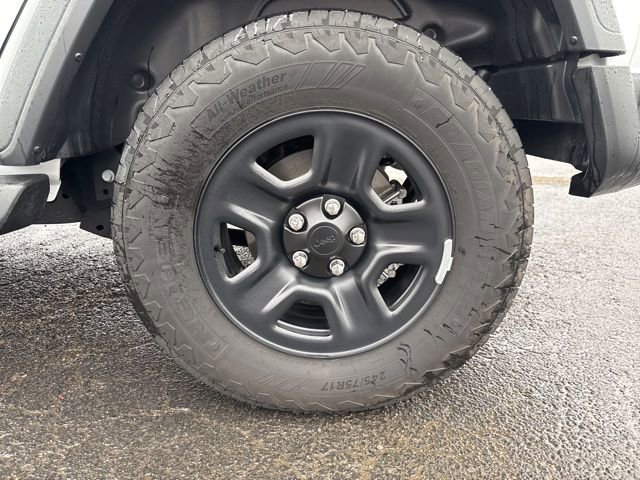 Used 2025 Jeep Wrangler Sport AWD/4WD image 24