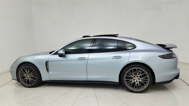 Used 2023 Porsche Panamera Platinum Edition image 4