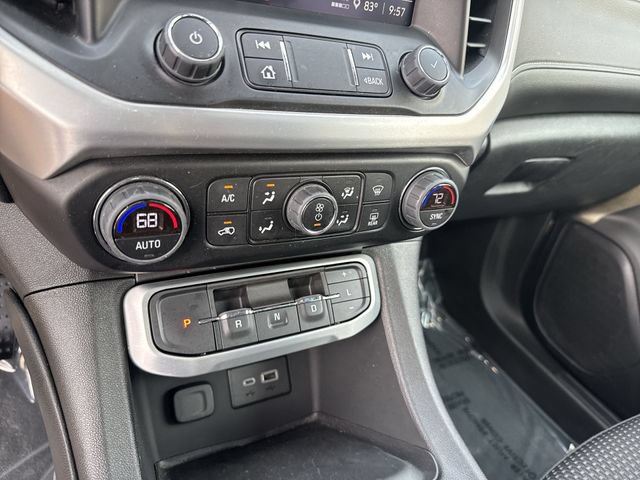 Used 2023 GMC Acadia SLE w/ Driver Convenience Package AWD/4WD image 22