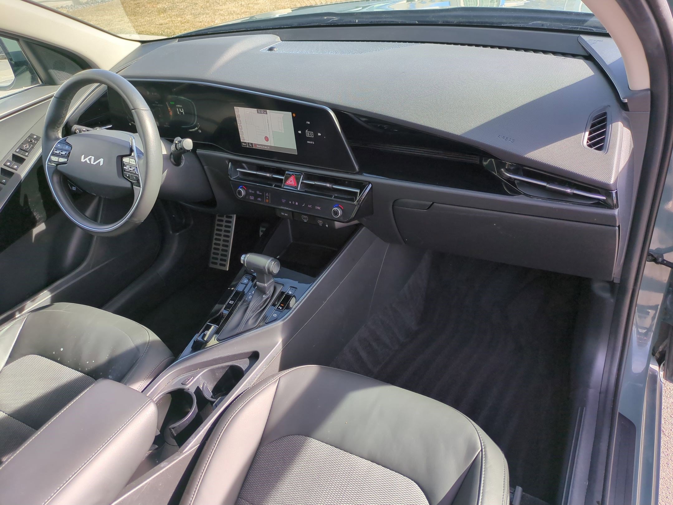 Used 2023 Kia Niro EX Touring image 36