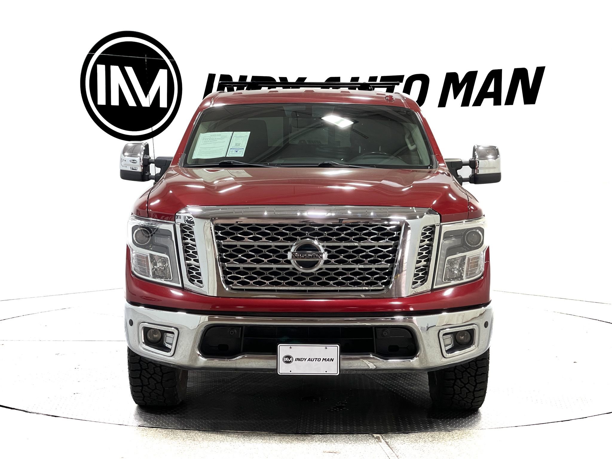 Used 2017 Nissan Titan SL w/ Chrome Package image 9
