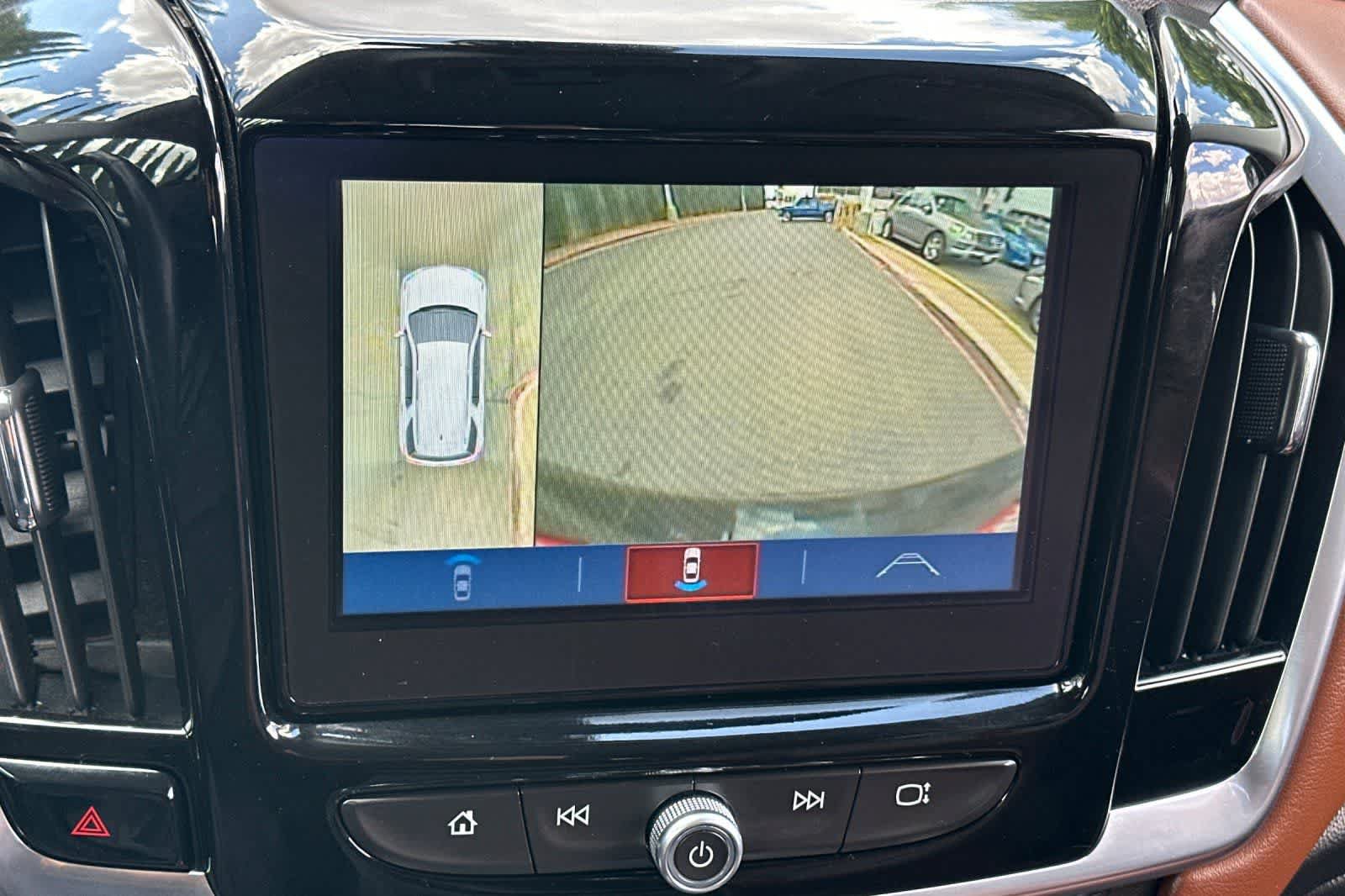 Used 2018 Chevrolet Traverse High Country AWD/4WD image 23