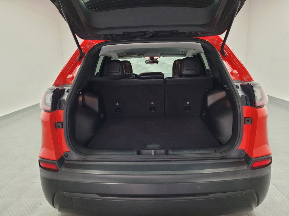 Used 2021 Jeep Cherokee Latitude Plus FWD image 29