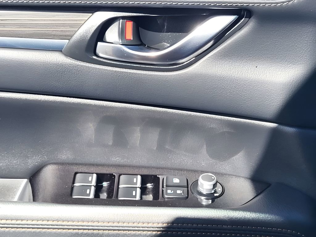 Used 2018 MAZDA CX-5 Grand Touring w/ Premium Package image 12