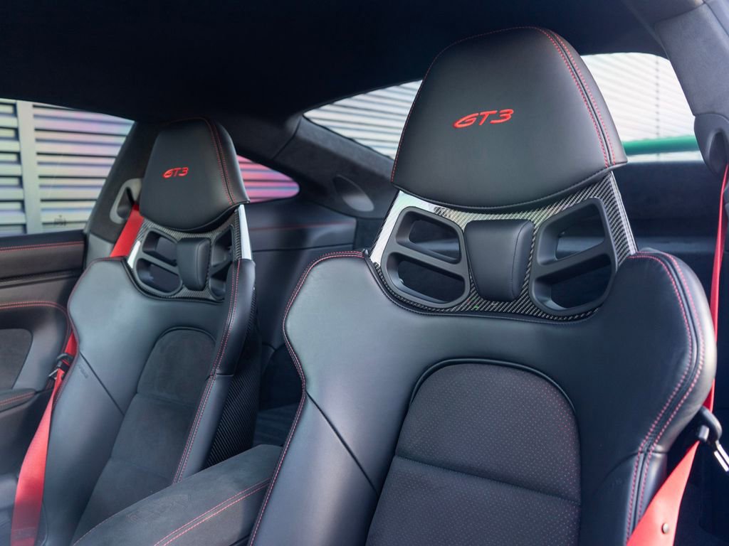 Certified 2022 Porsche 911 GT3 image 4