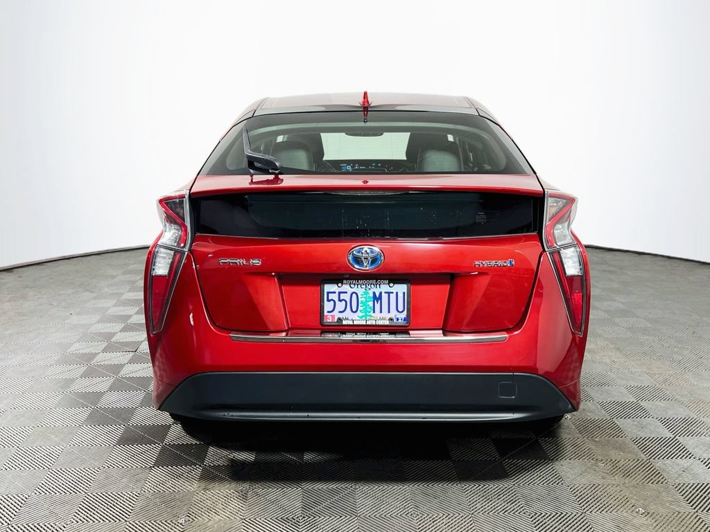 Used 2016 Toyota Prius Four w/ Advanced Technology Package FWD image 6