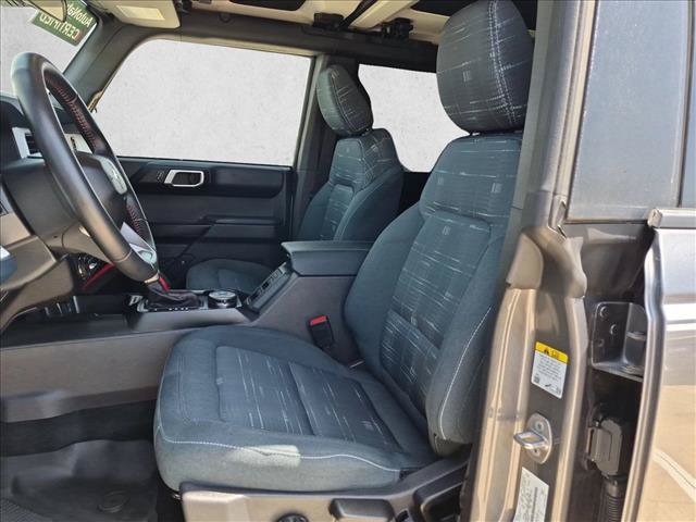 Used 2025 Ford Bronco Heritage Edition AWD/4WD image 16