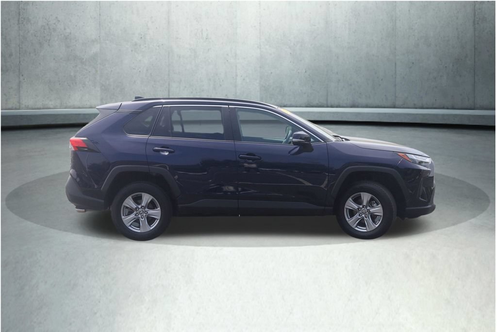 Used 2025 Toyota RAV4 XLE AWD/4WD image 14