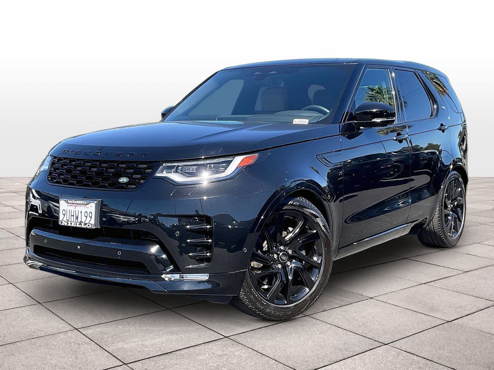 Used 2025 Land Rover Discovery Dynamic SE AWD/4WD image 1