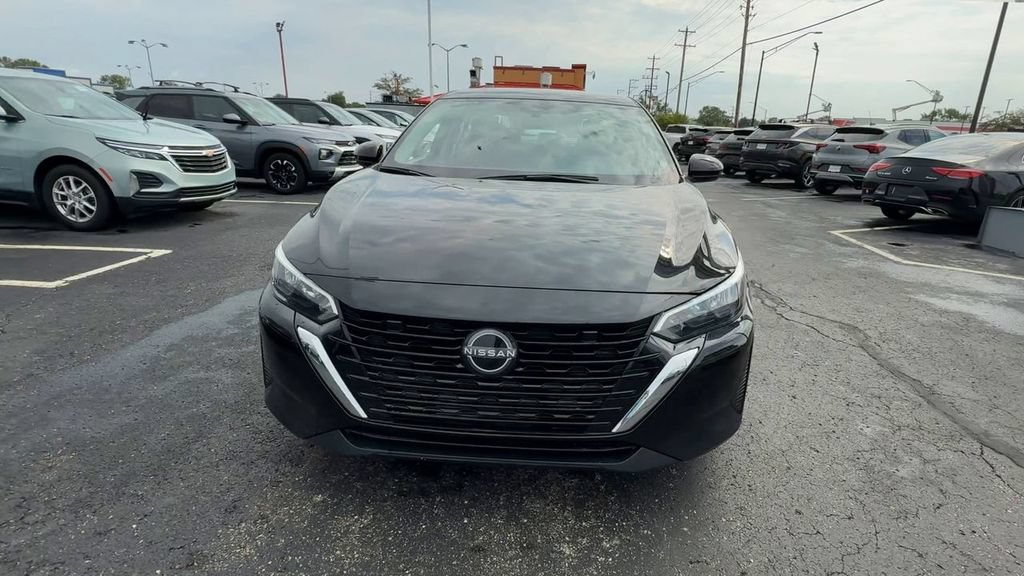 Used 2024 Nissan Sentra SV FWD image 3