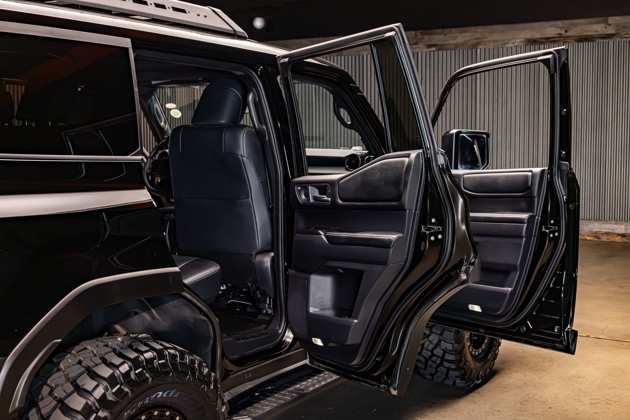 Used 2025 Toyota Land Cruiser image 30