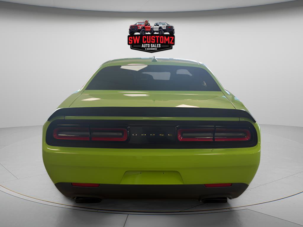 Used 2019 Dodge Challenger SRT Hellcat Redeye image 6