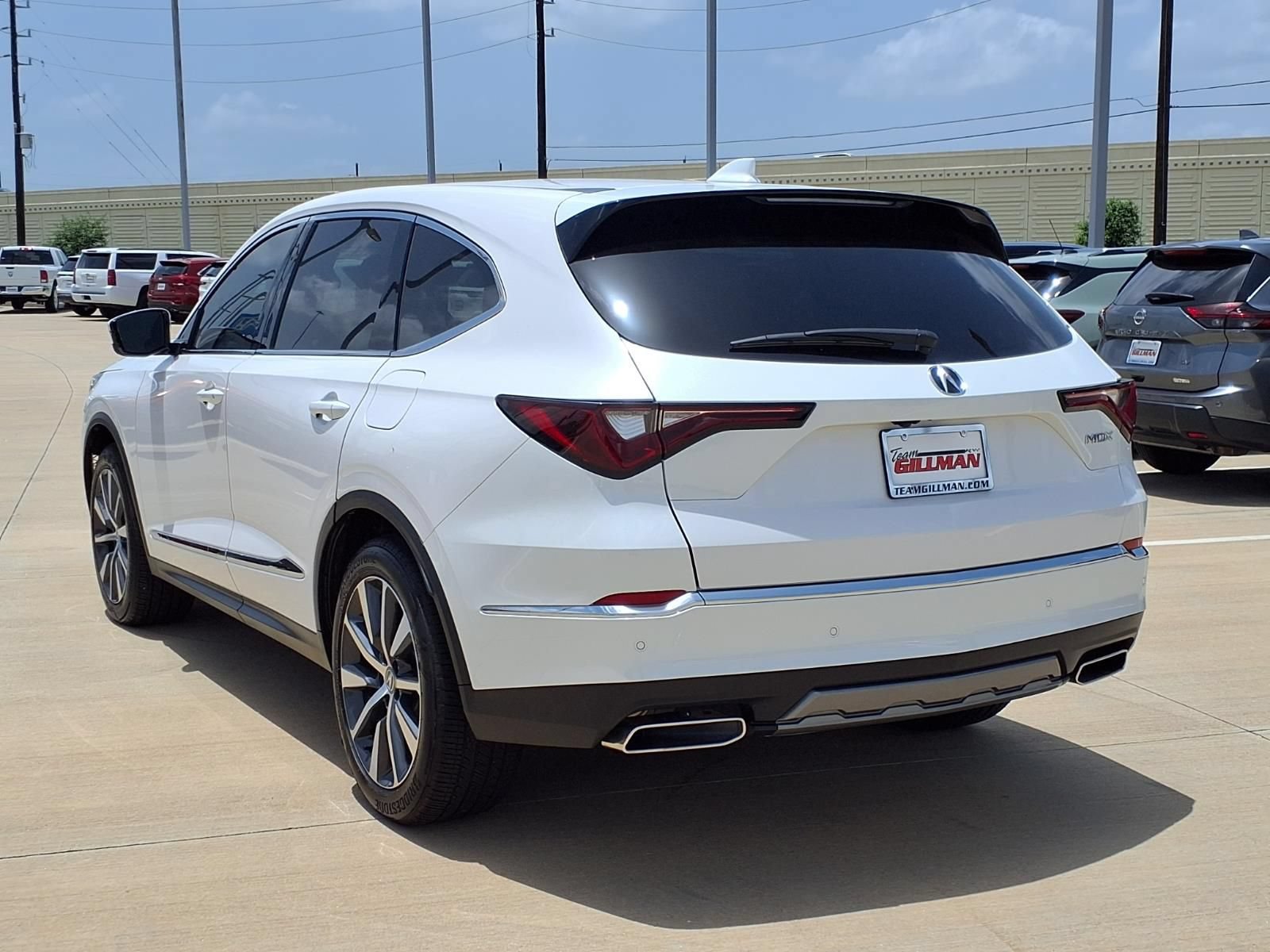 Used 2025 Acura MDX FWD w/ Technology Package image 2