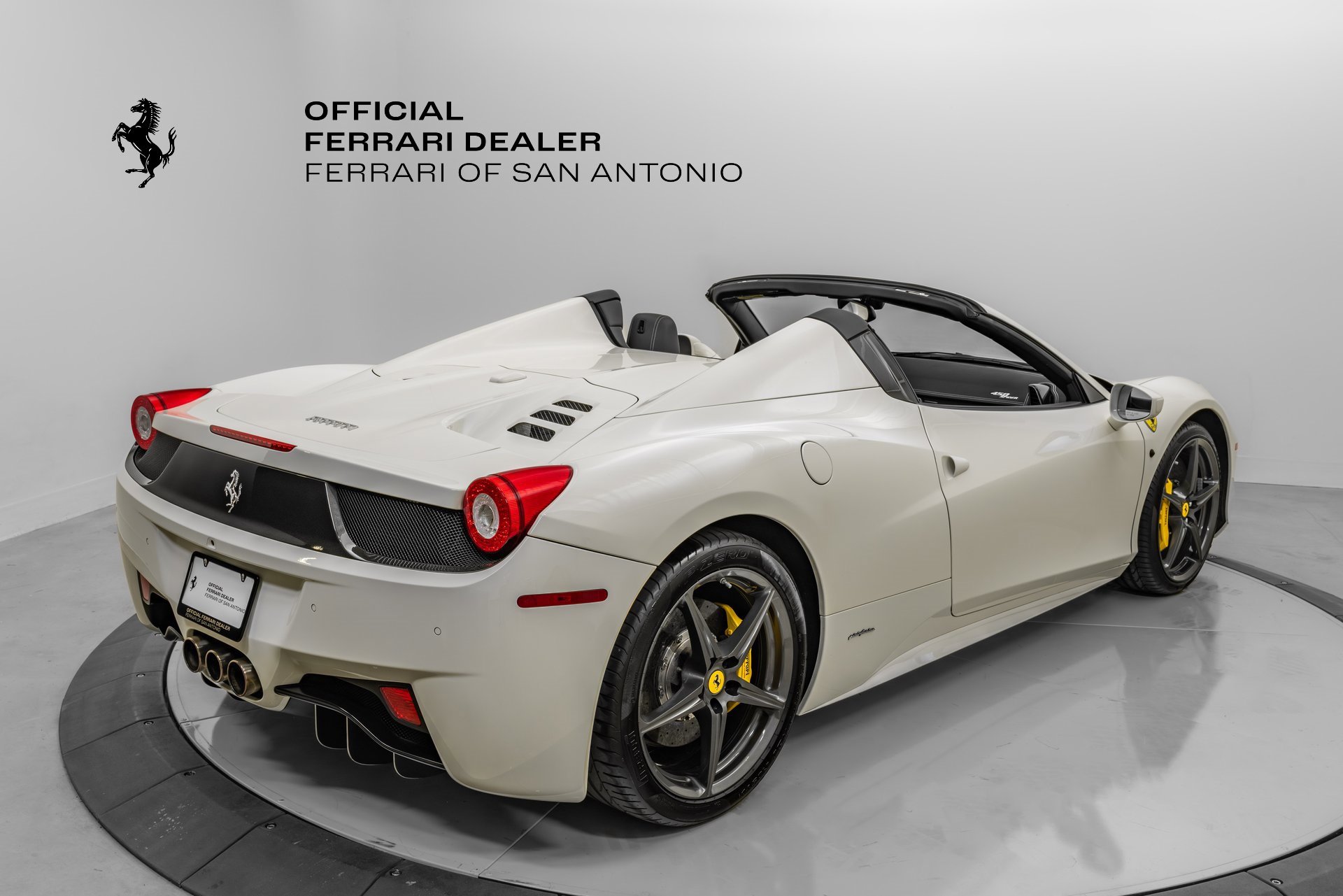 Certified 2014 Ferrari 458 Spider image 10