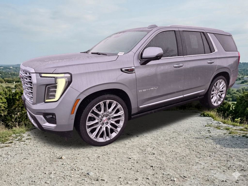 Used 2026 GMC Yukon Denali w/ Denali Reserve Package image 3