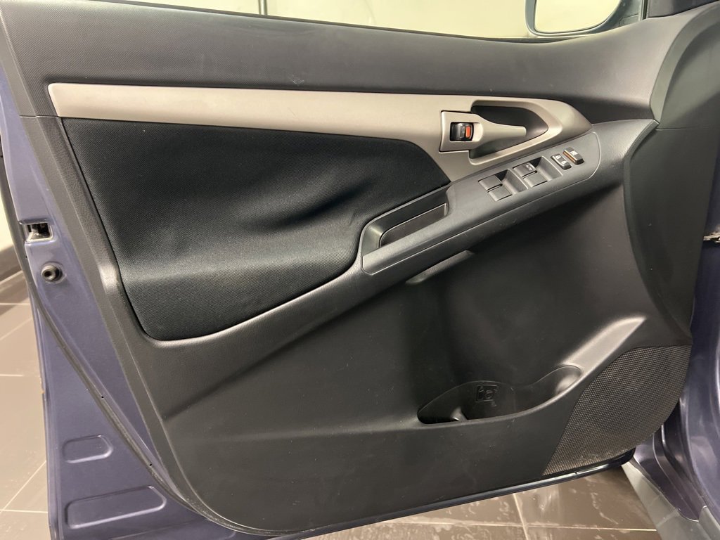 Used 2009 Pontiac Vibe w/ Preferred Package image 22