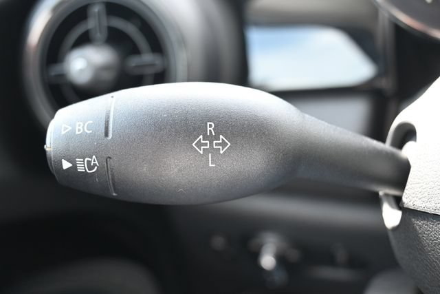 Used 2024 MINI Cooper S FWD image 38