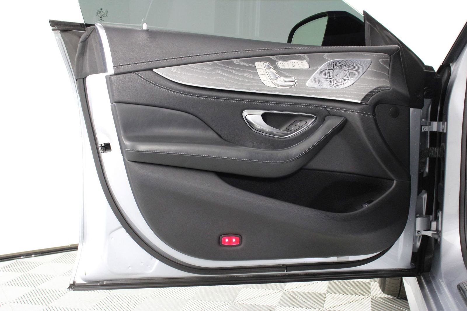 Used 2022 Mercedes-Benz AMG GT 43 image 17