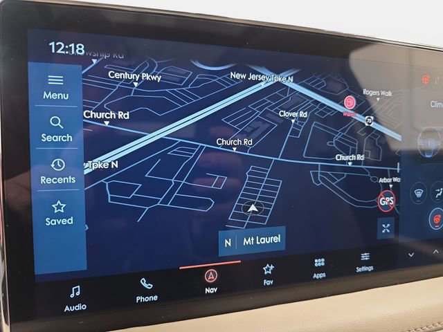 Certified 2022 Lincoln Nautilus Reserve w/ Equipment Group 201A image 18