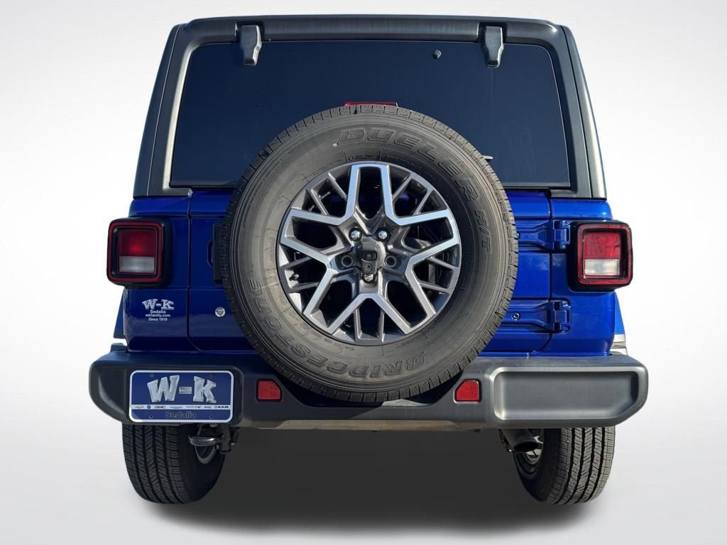 Used 2019 Jeep Wrangler Unlimited Sahara image 4