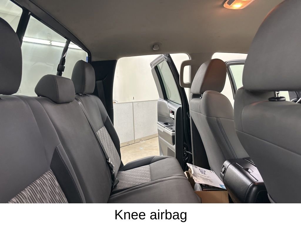 Used 2019 Toyota Tundra SR5 w/ SR5 Upgrade Package AWD/4WD image 28