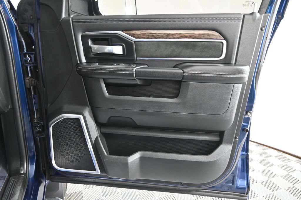 Used 2021 RAM 2500 Laramie AWD/4WD image 13