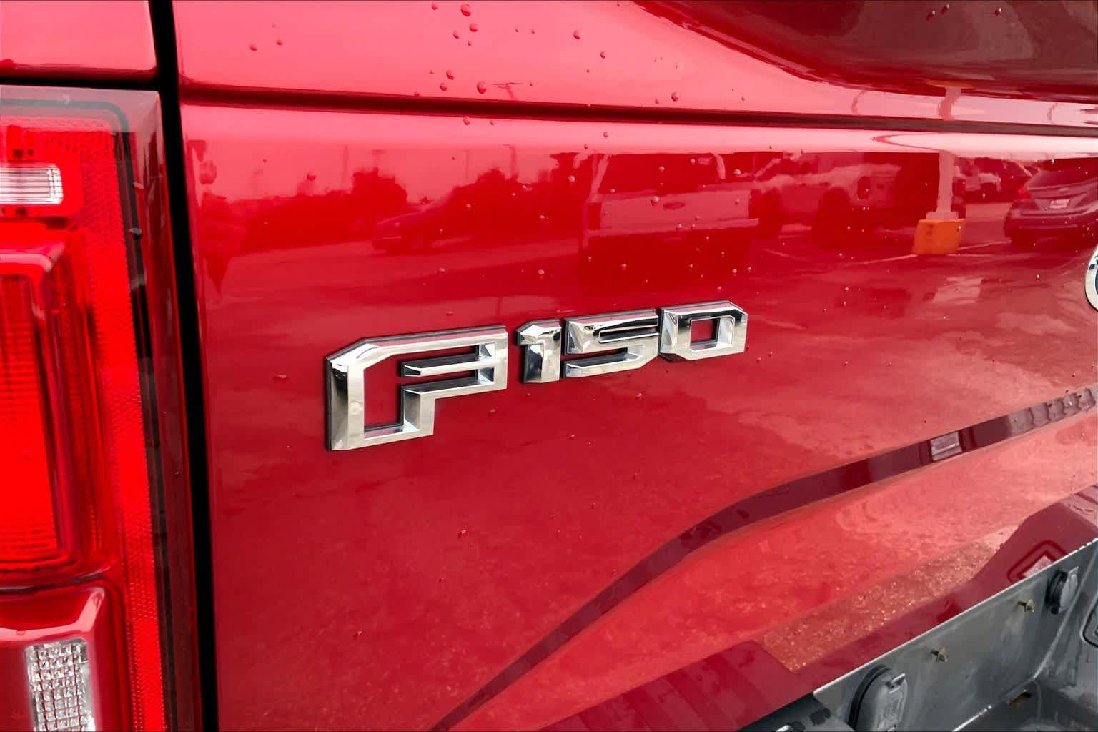 Used 2017 Ford F150 Lariat w/ Equipment Group 502A Luxury AWD/4WD image 10