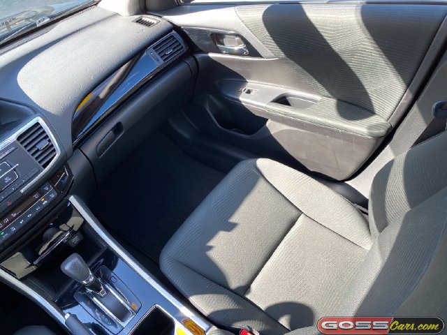 Used 2016 Honda Accord LX image 14