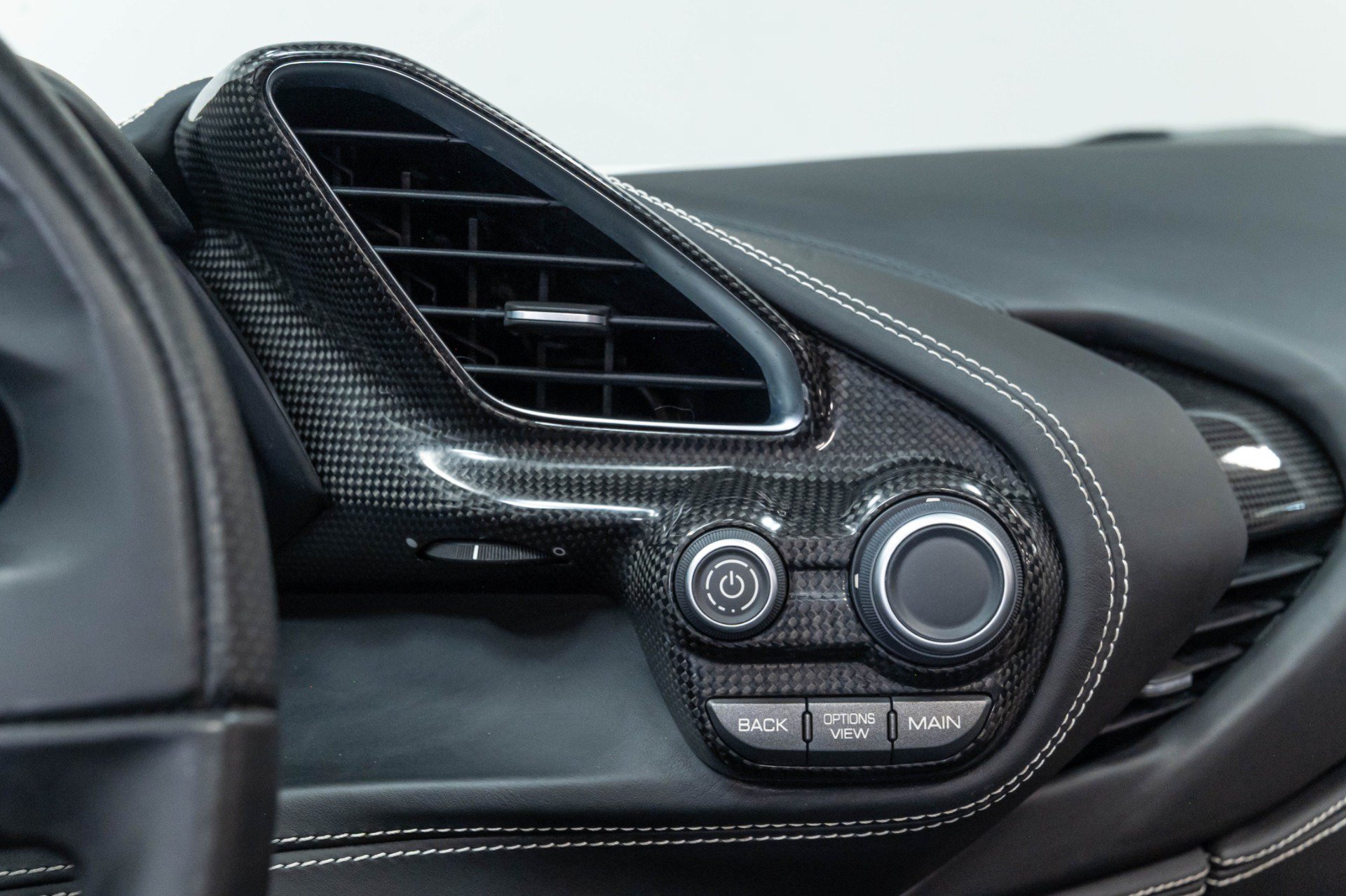 Used 2016 Ferrari 488 Spider RWD image 16
