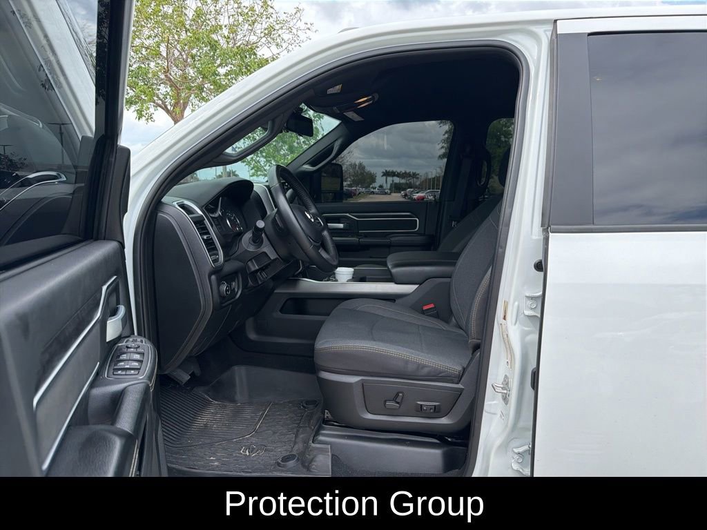 Used 2024 RAM 3500 Big Horn w/ Night Edition image 5