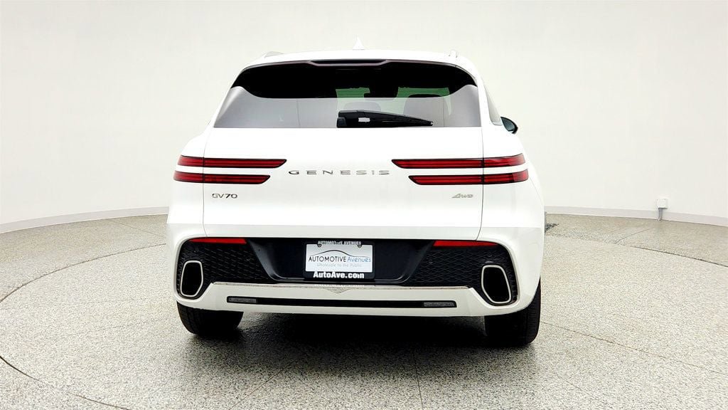 Used 2025 Genesis GV70 2.5T AWD/4WD image 6