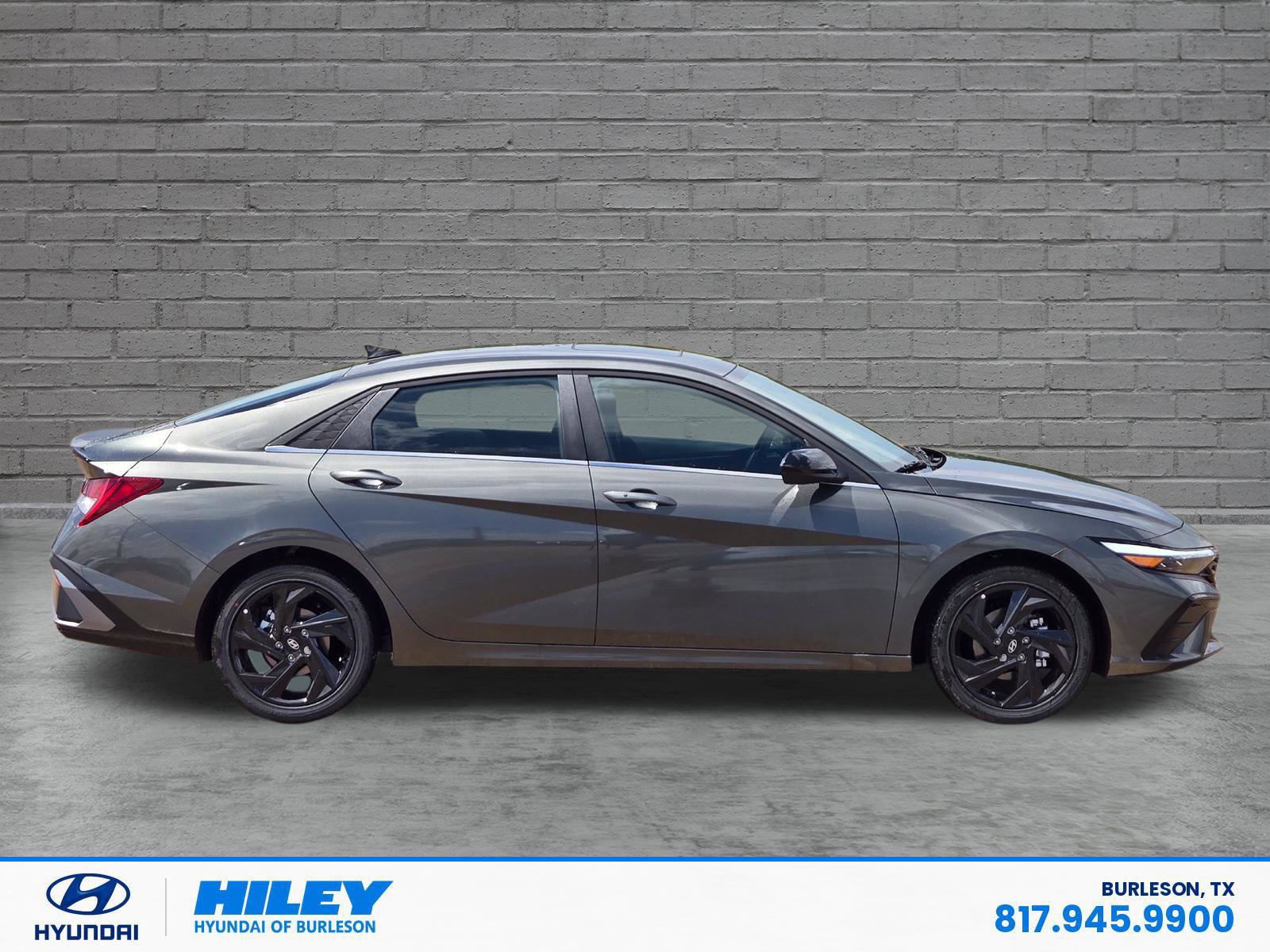New 2026 Hyundai Elantra SEL Sport Premium FWD image 3