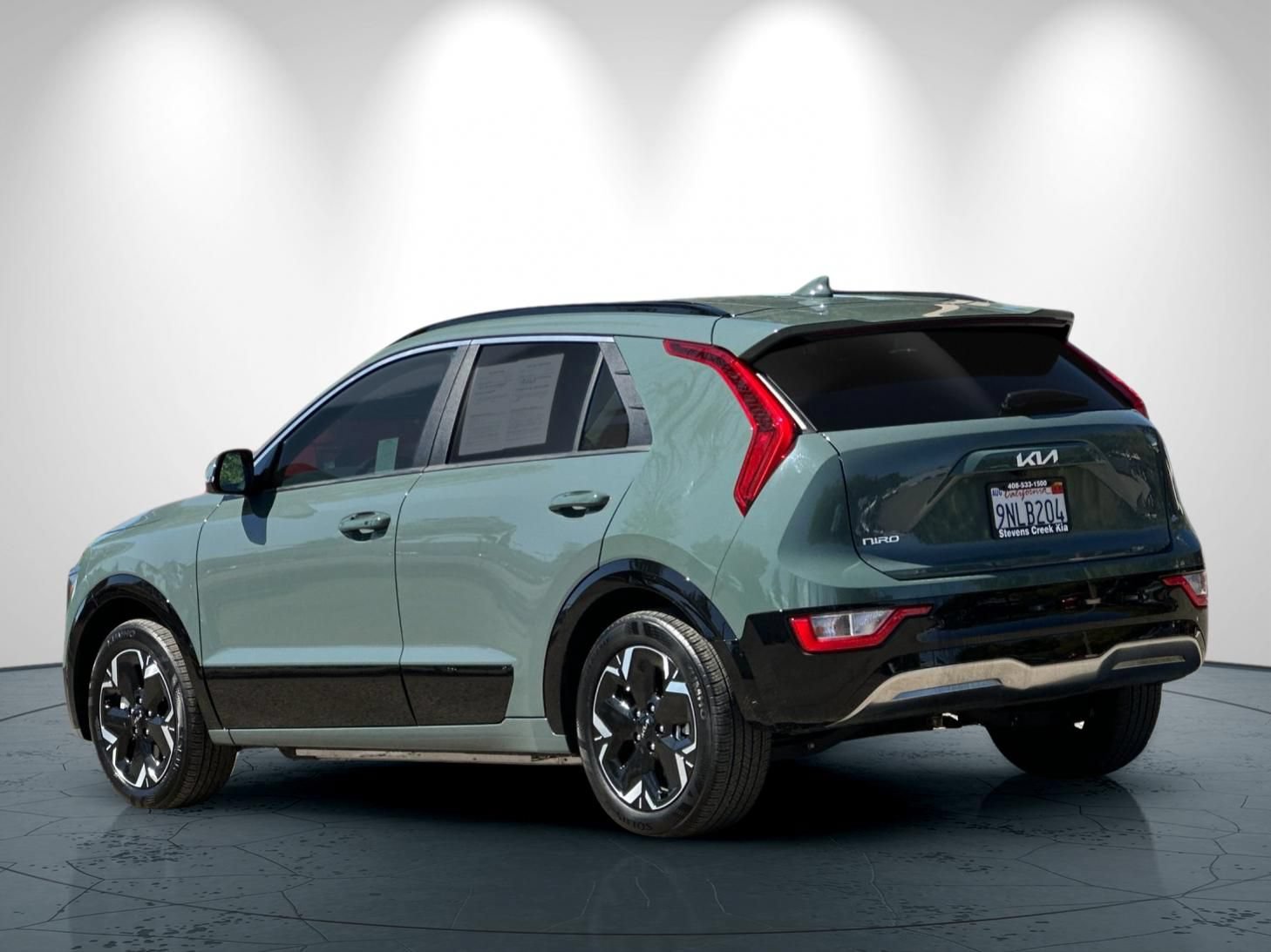 Certified 2024 Kia Niro Wind FWD image 6