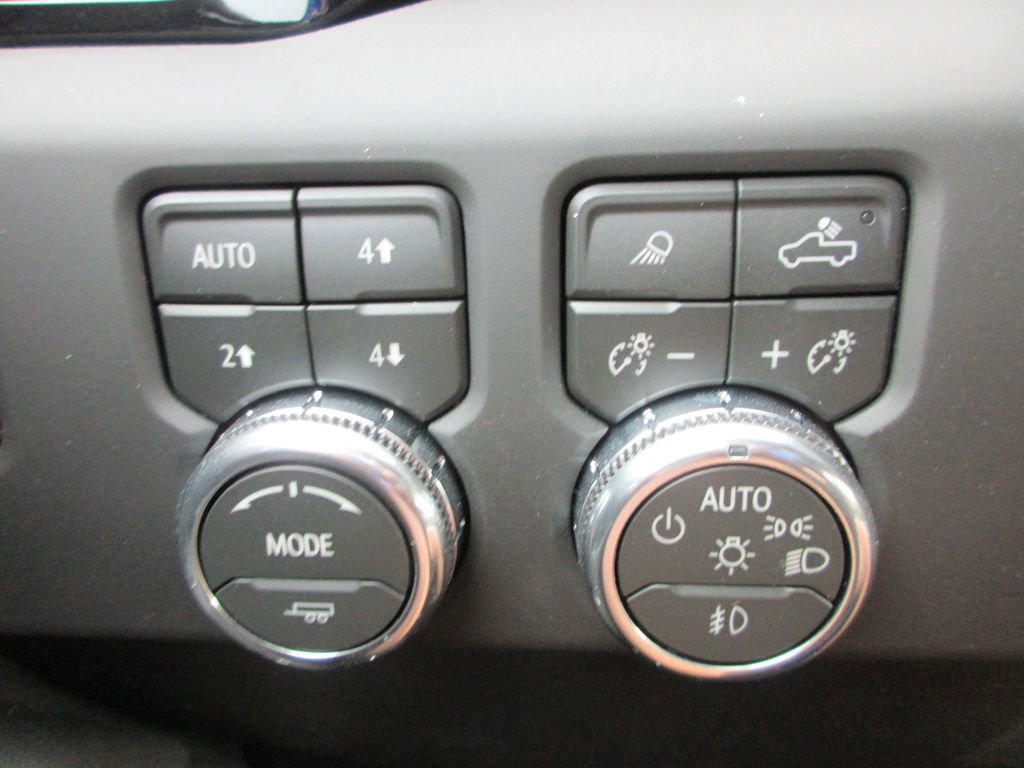 New 2026 GMC Sierra 2500 AT4 w/ AT4 Premium Plus Package image 18