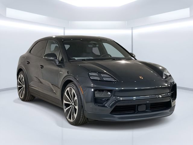 New 2025 Porsche Macan 4 Electric image 9