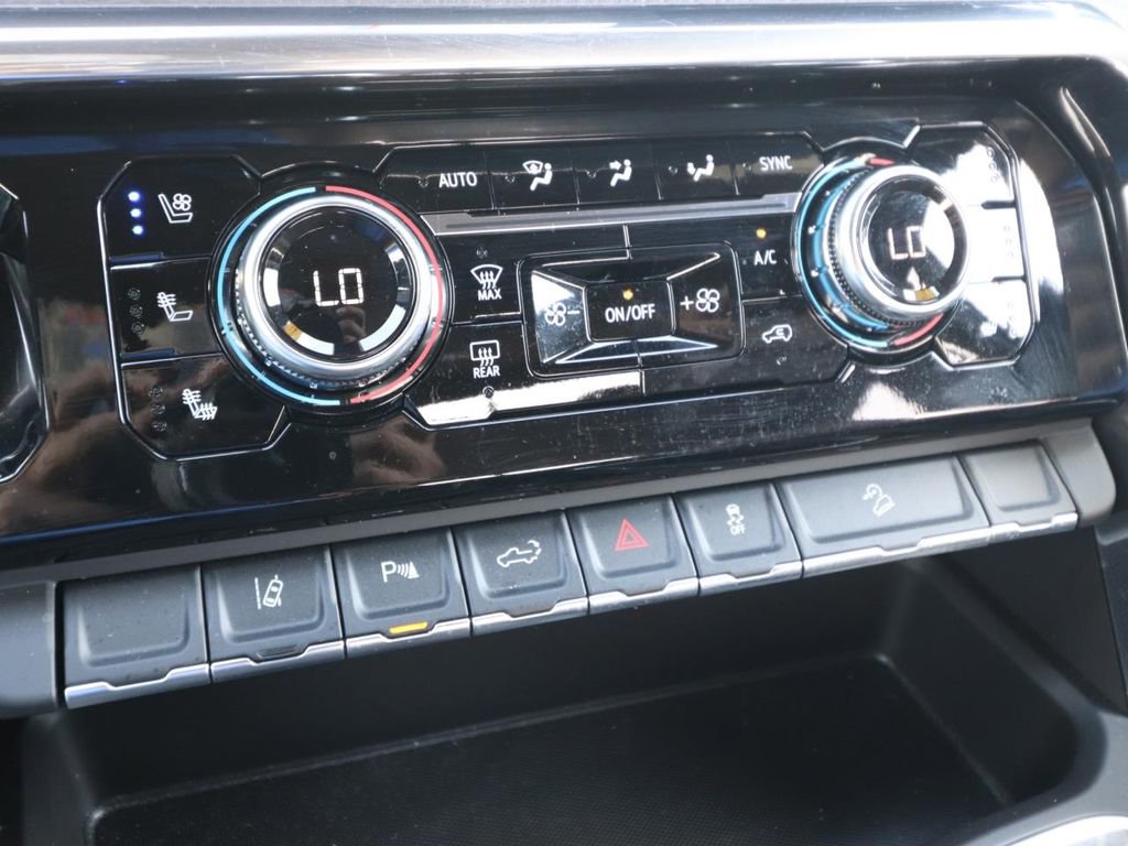 Used 2026 GMC Sierra 2500 Denali w/ Snow Plow Prep/Camper Package image 23