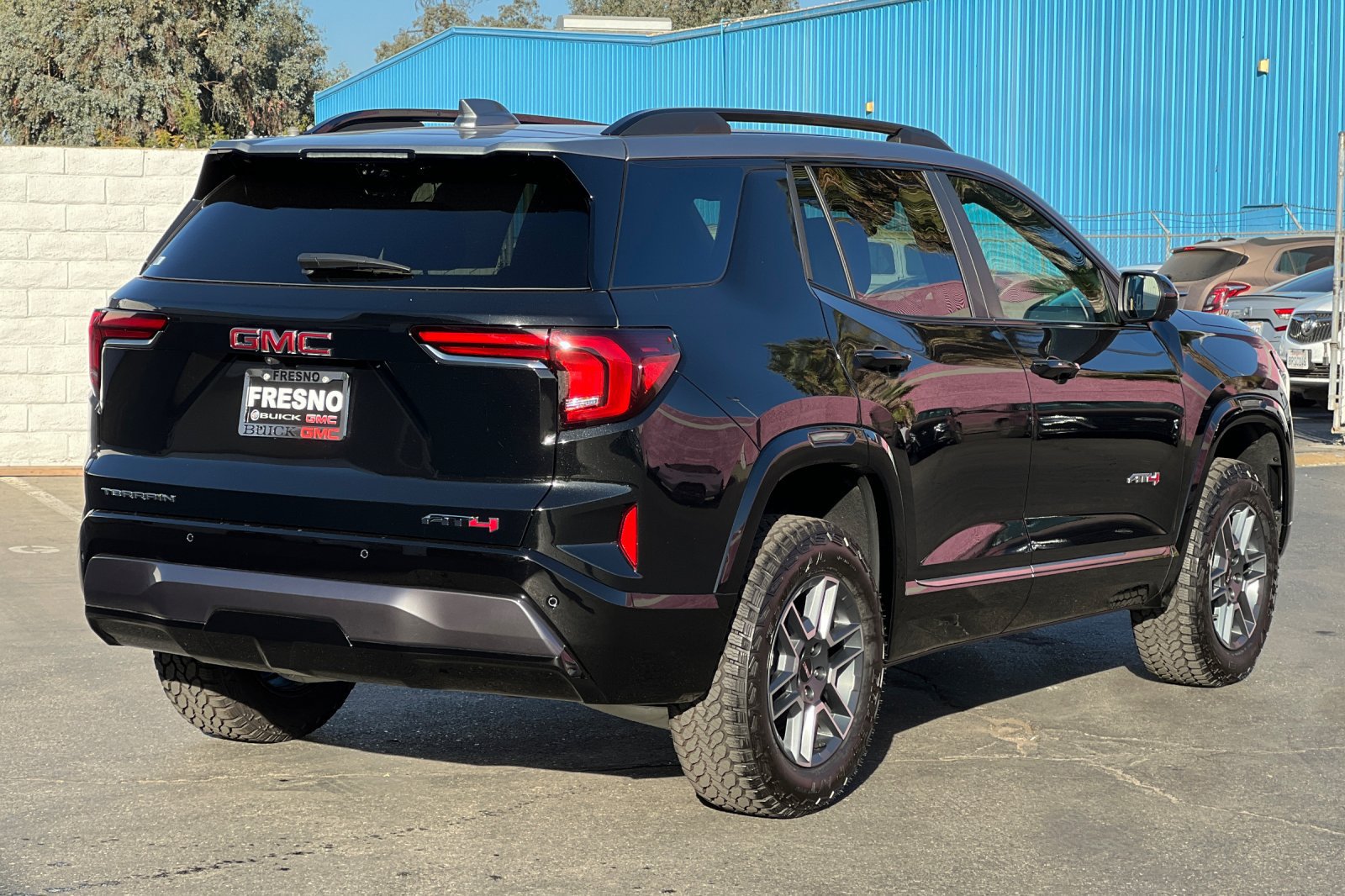 New 2027 GMC Terrain AT4 w/ Technology Package II AWD/4WD image 4