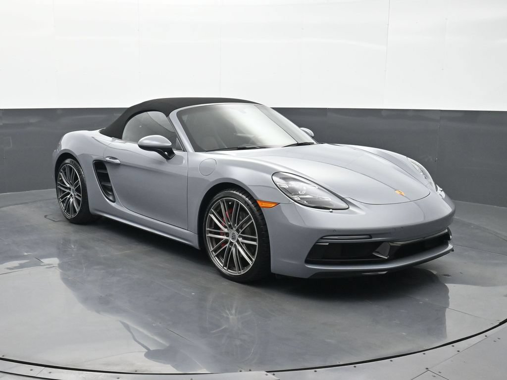 Certified 2025 Porsche 718 Boxster S RWD image 18