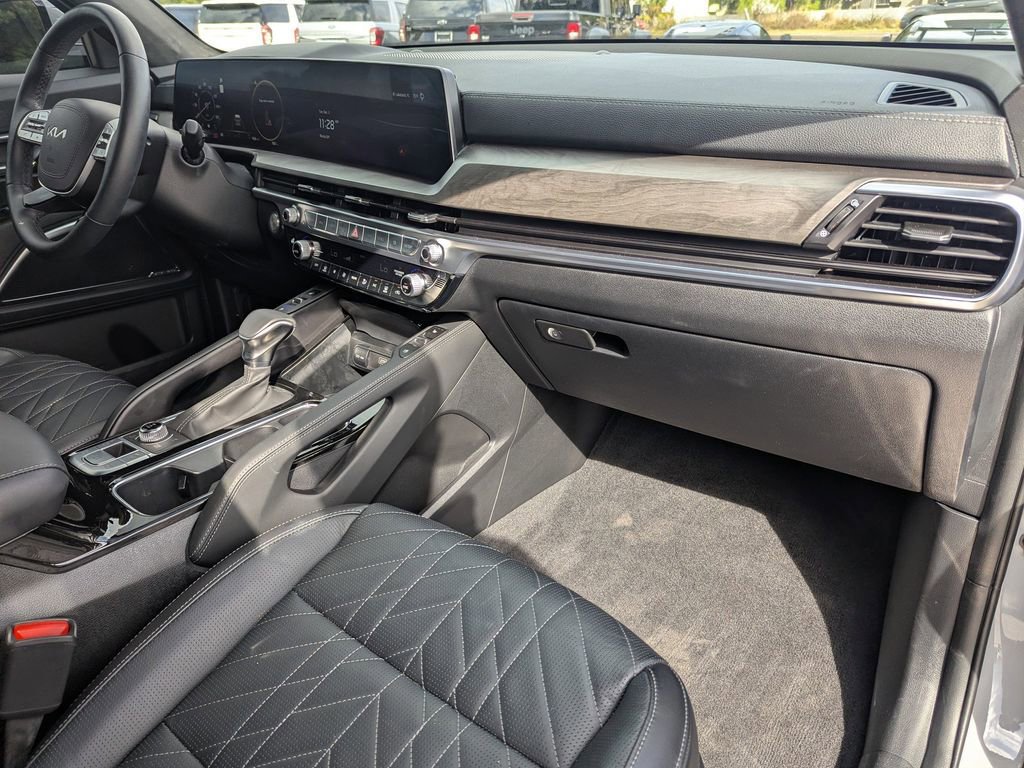 Certified 2025 Kia Telluride SX Prestige X-Pro image 10