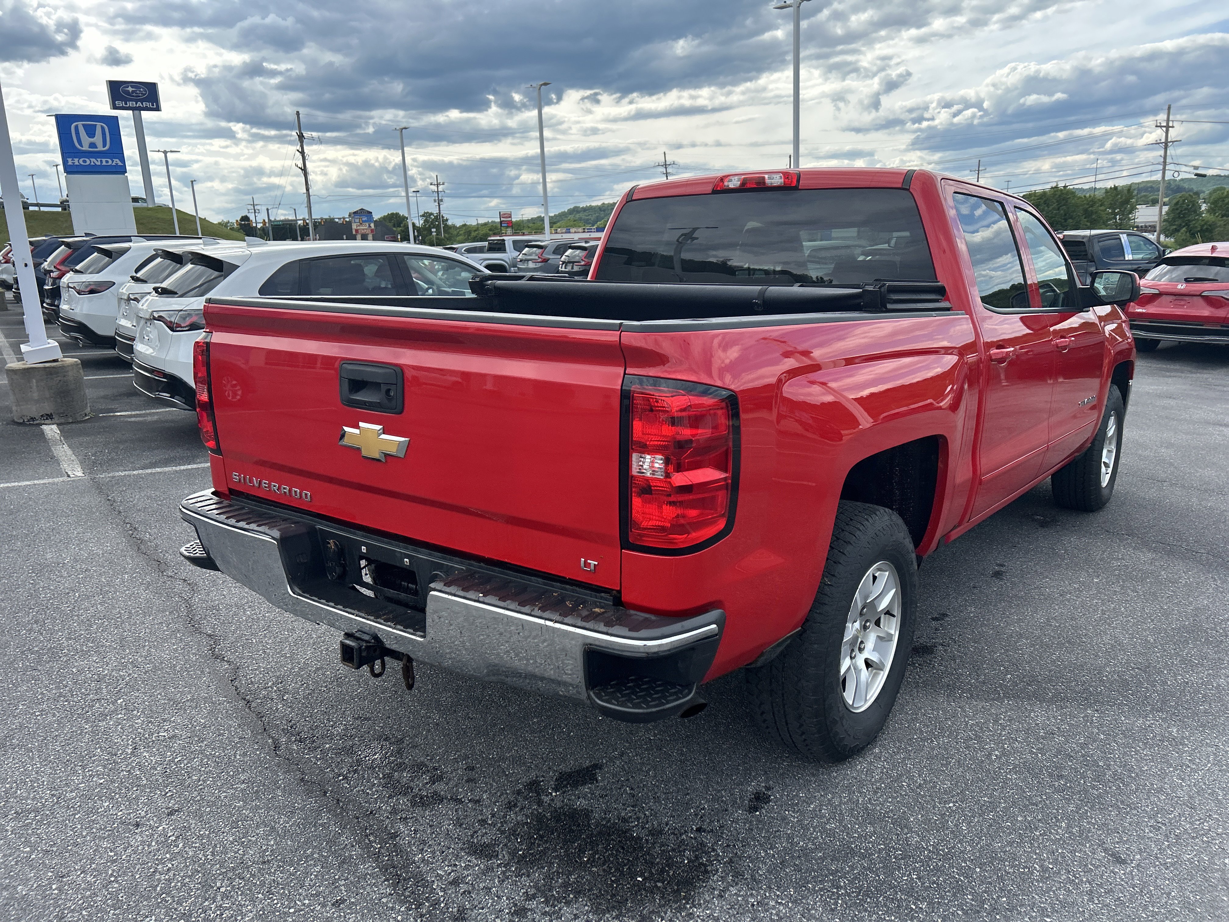 Used 2017 Chevrolet Silverado 1500 LT w/ All Star Edition AWD/4WD image 6