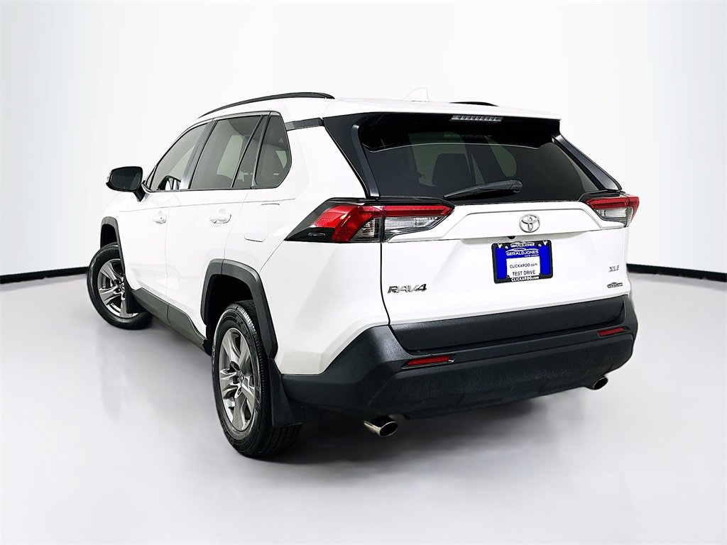 Used 2024 Toyota RAV4 XLE image 6