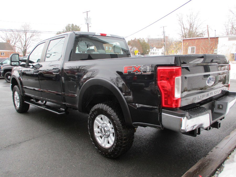 Used 2017 Ford F250 XL w/ STX Appearance Package image 3