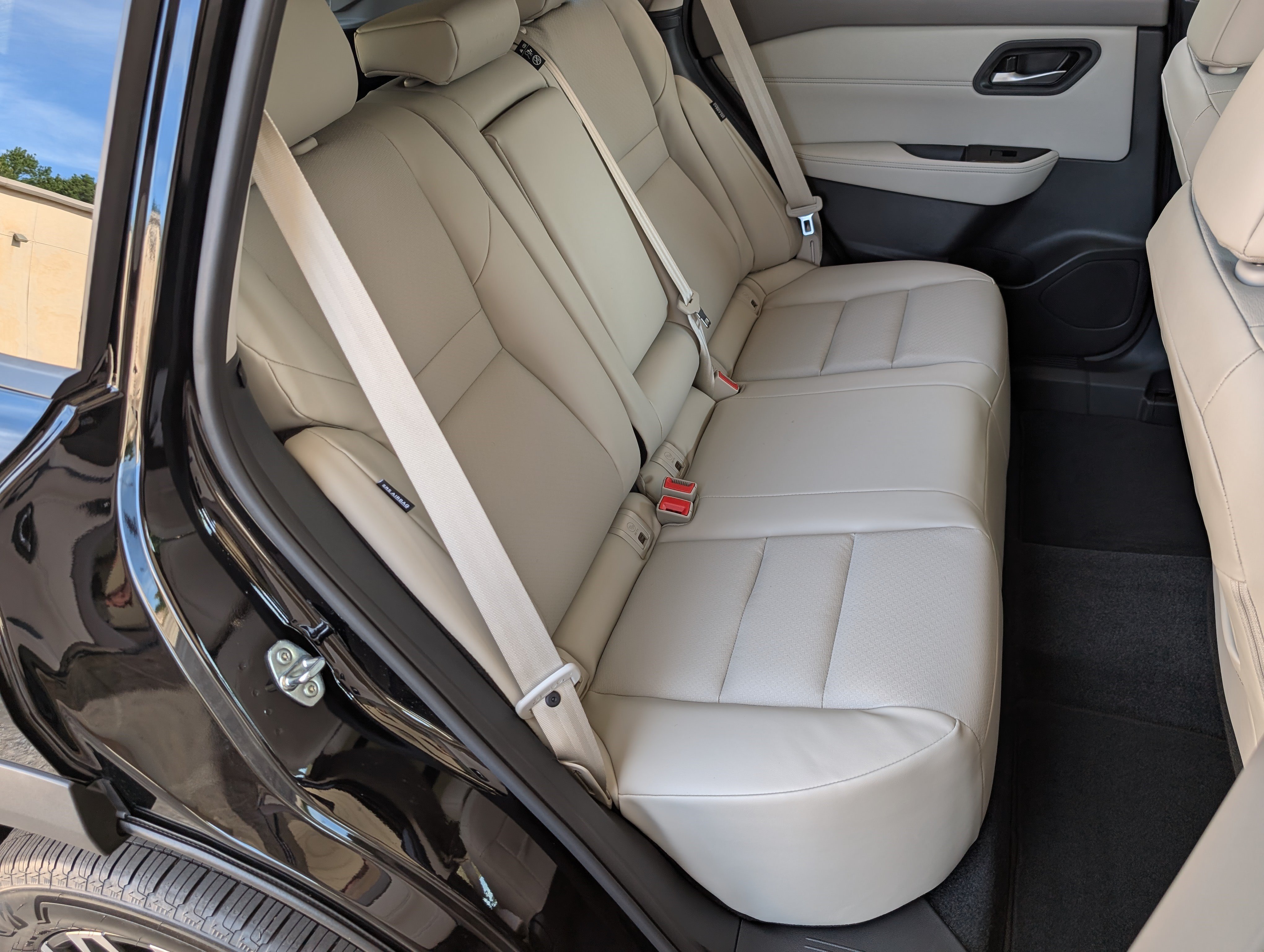 Used 2026 Nissan Rogue Dark Armor FWD image 20