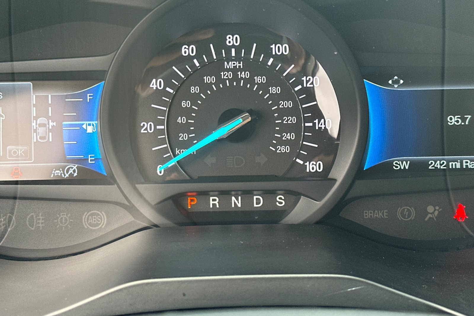 Used 2024 Ford Edge SEL AWD/4WD image 25