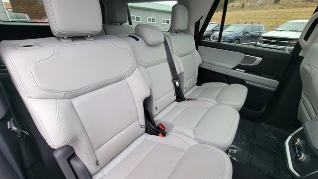 Used 2025 Ford Expedition Max Platinum image 65