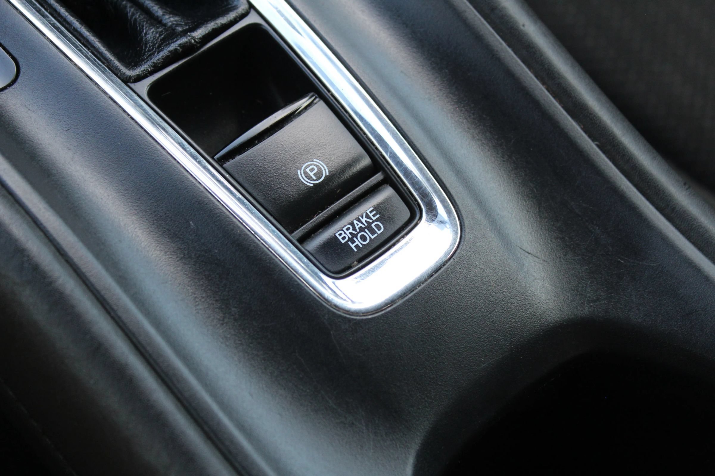 Used 2018 Honda HR-V EX image 30