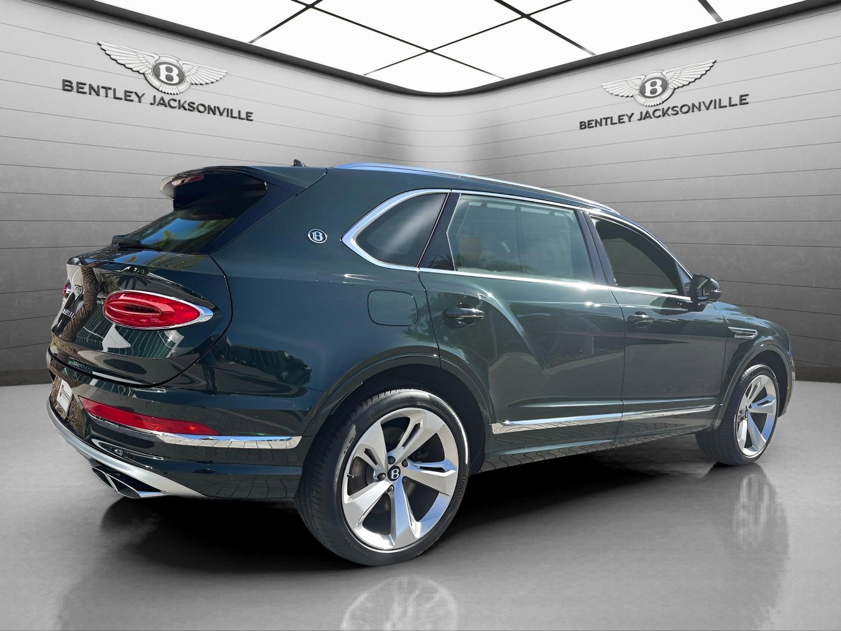 New 2025 Bentley Bentayga Extended Wheelbase image 9