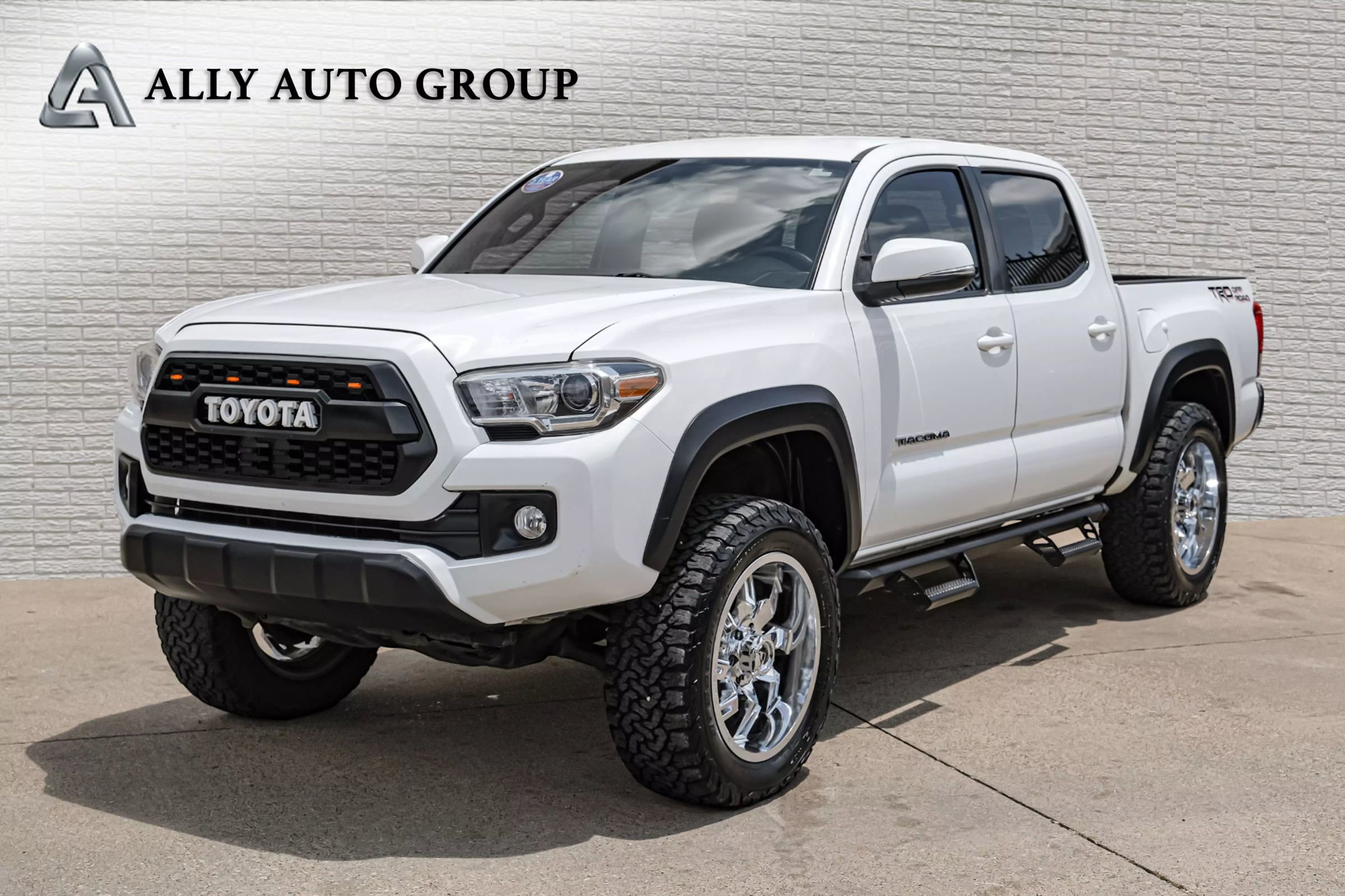 Used 2017 Toyota Tacoma TRD Off-Road